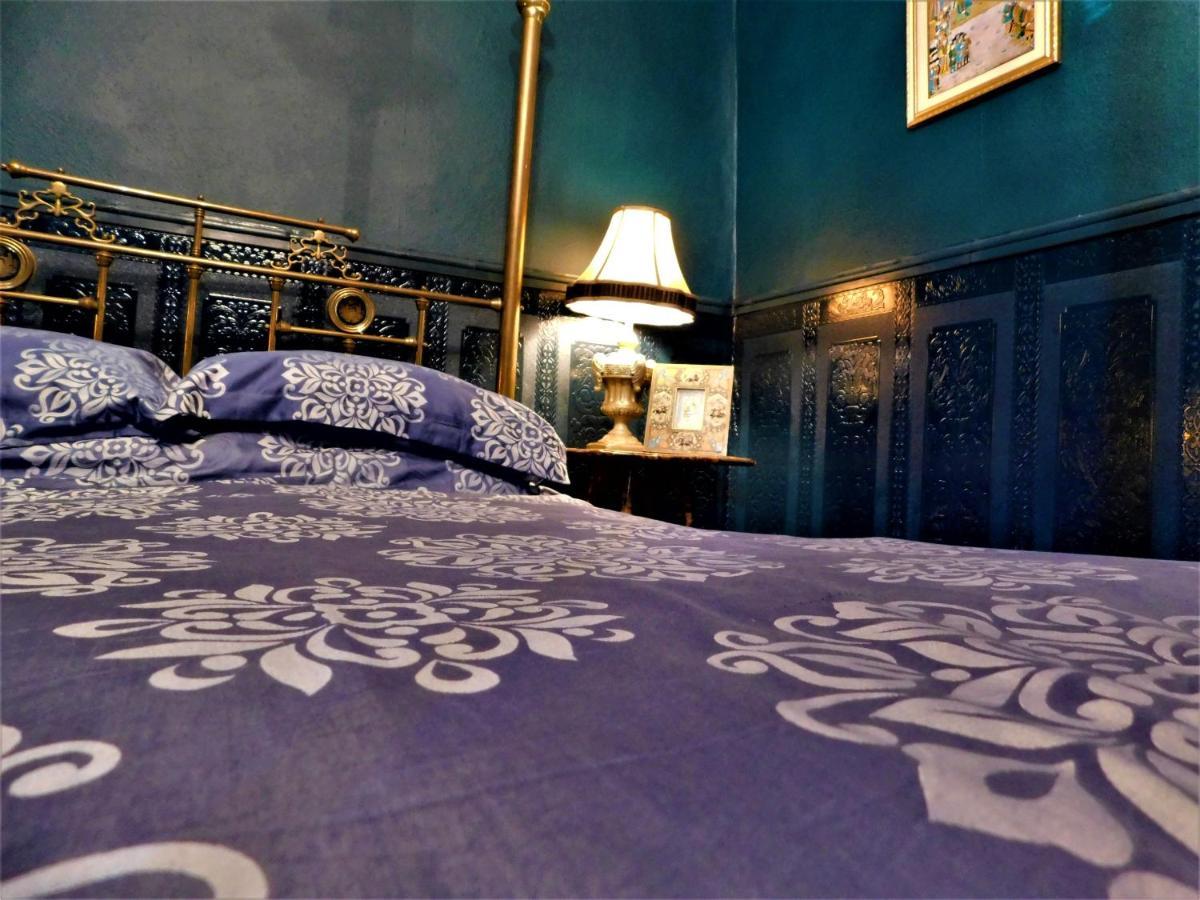 The Bear Bread Bakery B&B, Ensuite Rooms Above The Bakery, Colyton Buitenkant foto