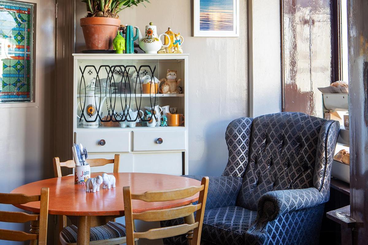 The Bear Bread Bakery B&B, Ensuite Rooms Above The Bakery, Colyton Buitenkant foto